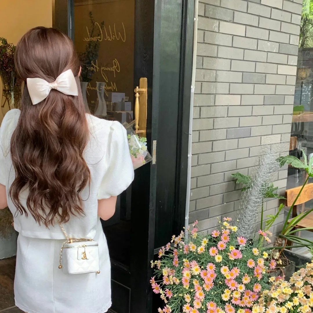 奔跑的蔷薇